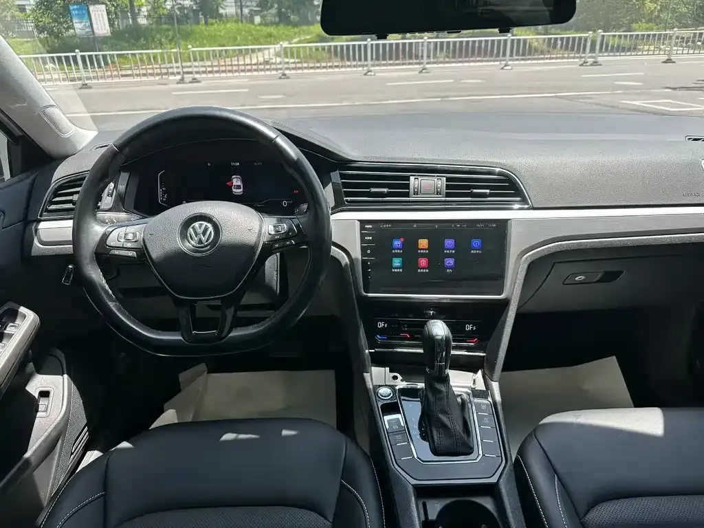 Volkswagen Lamando 2021 из CN, фото 4