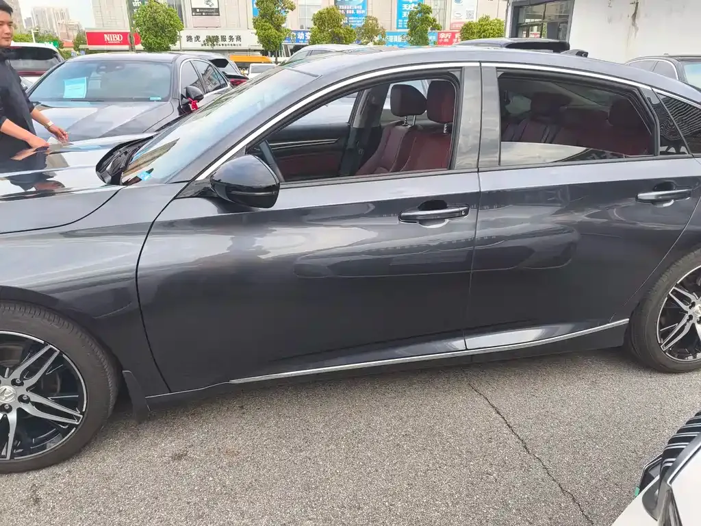 Honda Accord 2023 из CN, фото 10