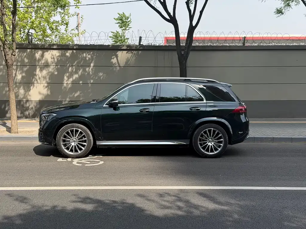 Mercedes-Benz GLE — фото 8