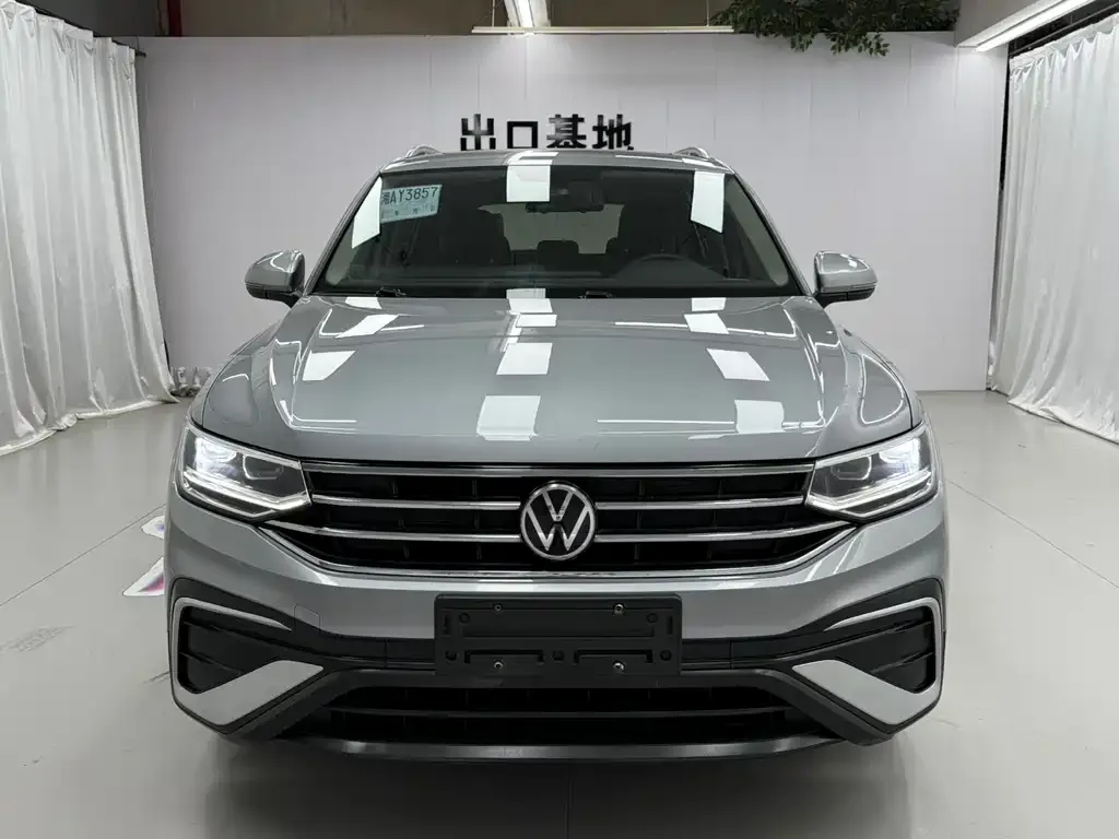 Volkswagen Tiguan L 2022 из CN, фото 7