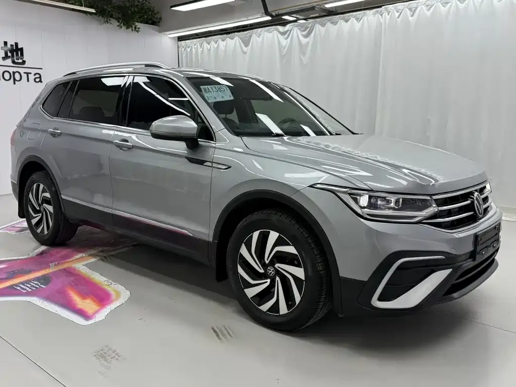 Volkswagen Tiguan L 2022 из CN, фото 2