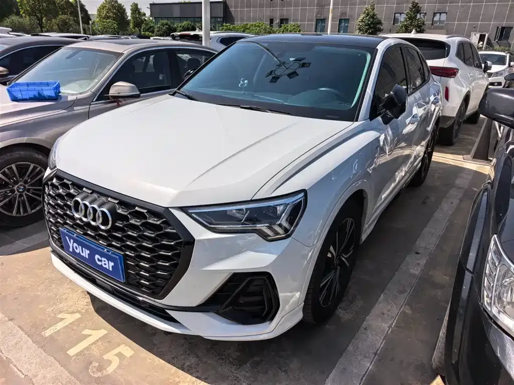 Audi Q3 Sportback 2022 из CN, фото 1