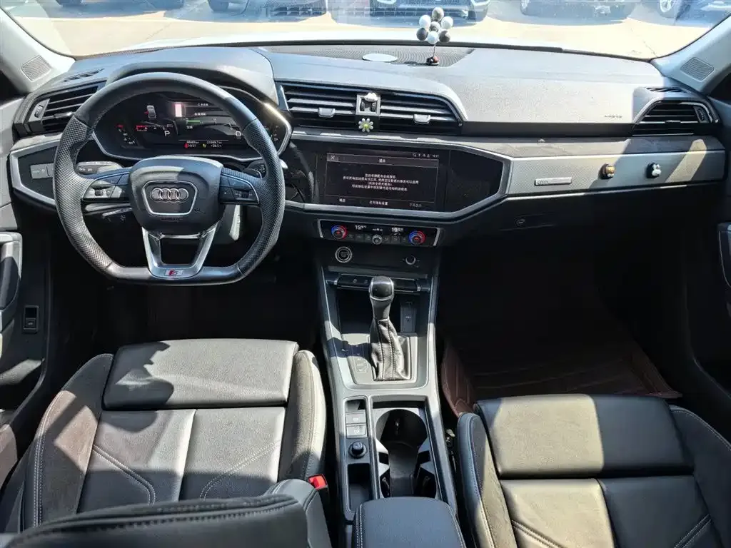 Audi Q3 Sportback 2022 из CN, фото 9