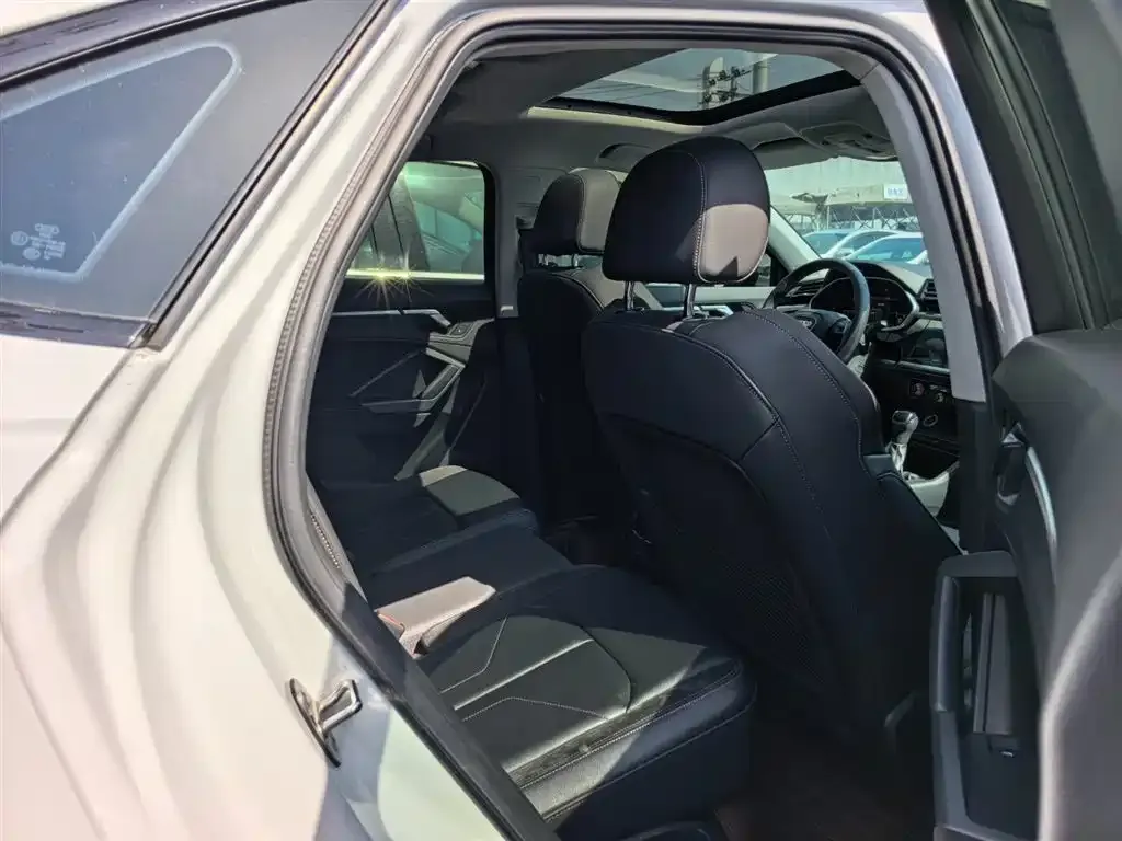 Audi Q3 Sportback 2022 из CN, фото 10