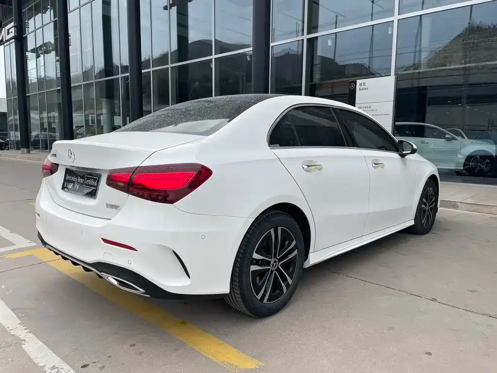 Mercedes-Benz A-Class 2024 из CN, фото 8