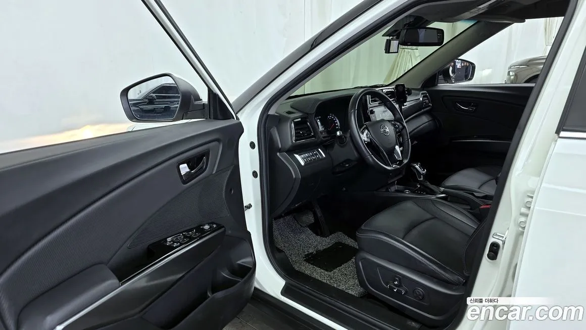 KG Mobility (Ssangyong) TIBOLI 2023 из KR, фото 8