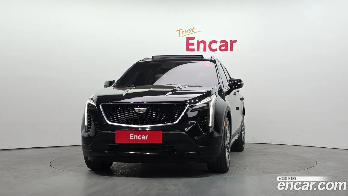 Cadillac XT4 2023 из KR, фото 4
