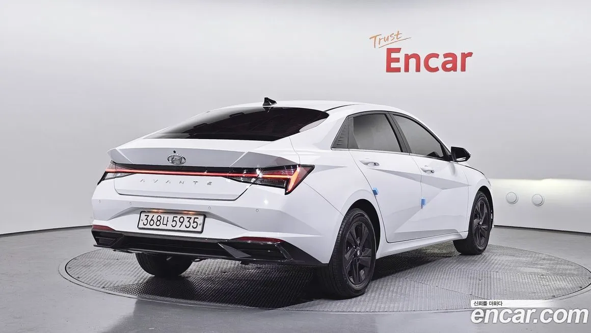 Hyundai AVANTE 2022 из KR, фото 3