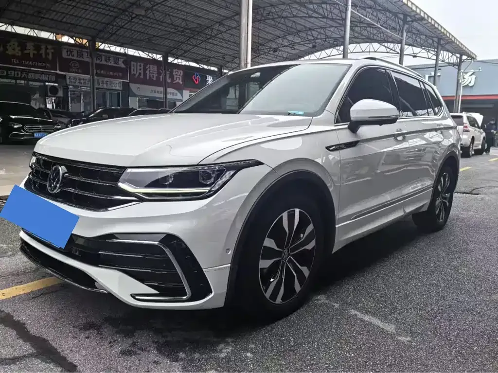 Volkswagen Tiguan L 2023 из CN, фото 1