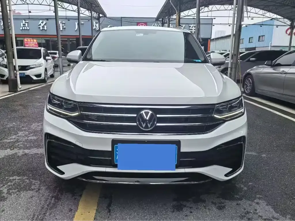 Volkswagen Tiguan L 2023 из CN, фото 6