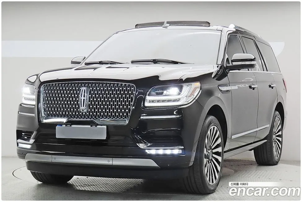 Lincoln Navigator