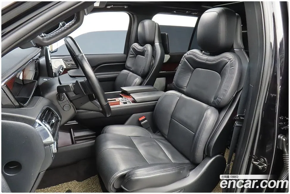 Lincoln Navigator 2021 из KR, фото 8