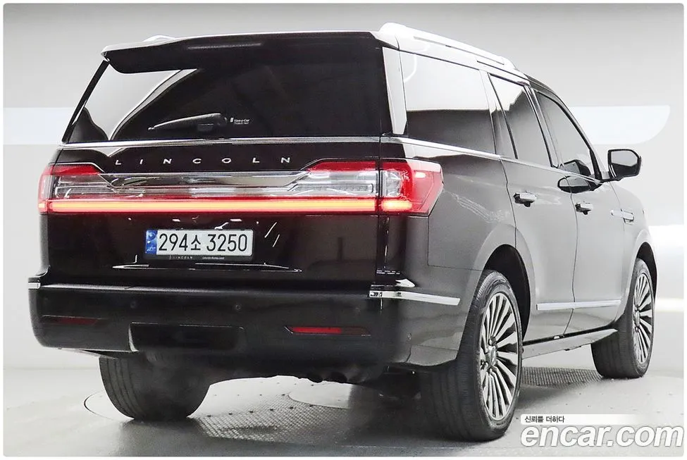 Lincoln Navigator 2021 из KR, фото 3