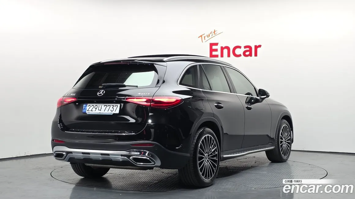 Mercedes-Benz GLC-Class 2023 из KR, фото 2