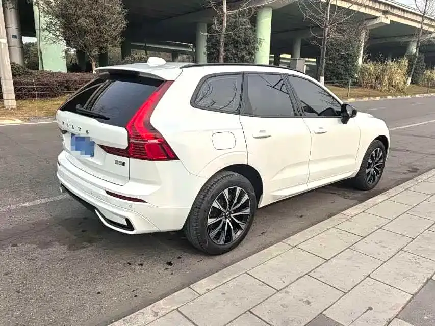 Volvo XC60 2024 из CN, фото 5