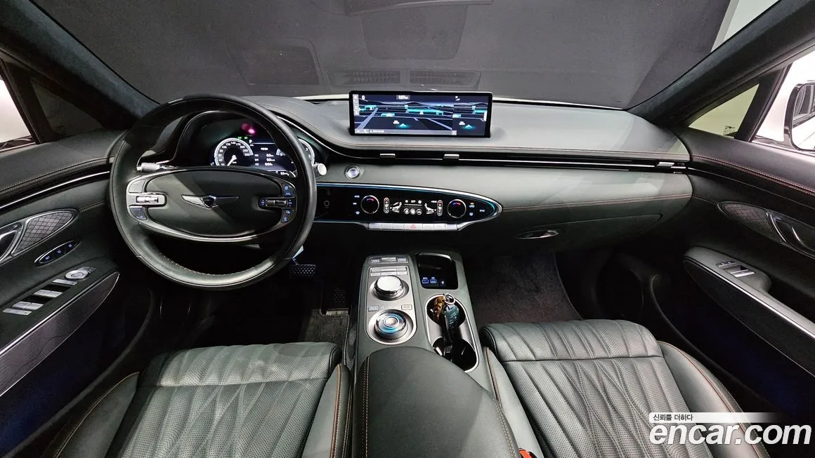 Genesis GV70 — фото 10