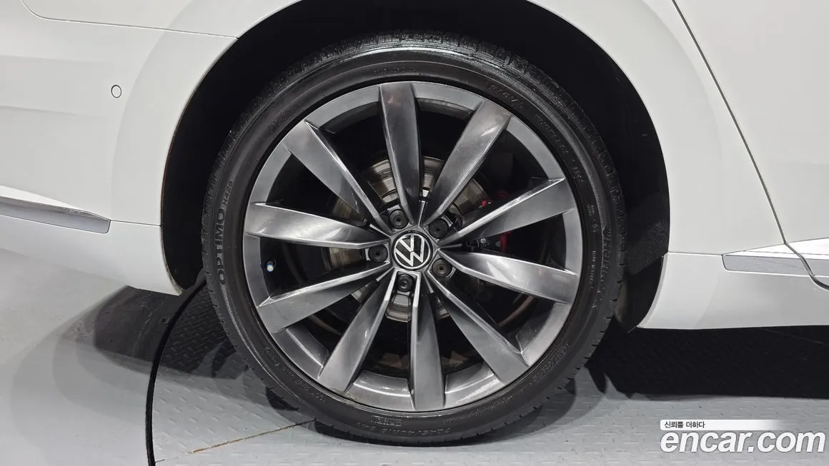 Volkswagen Arteon 2023 из KR, фото 3