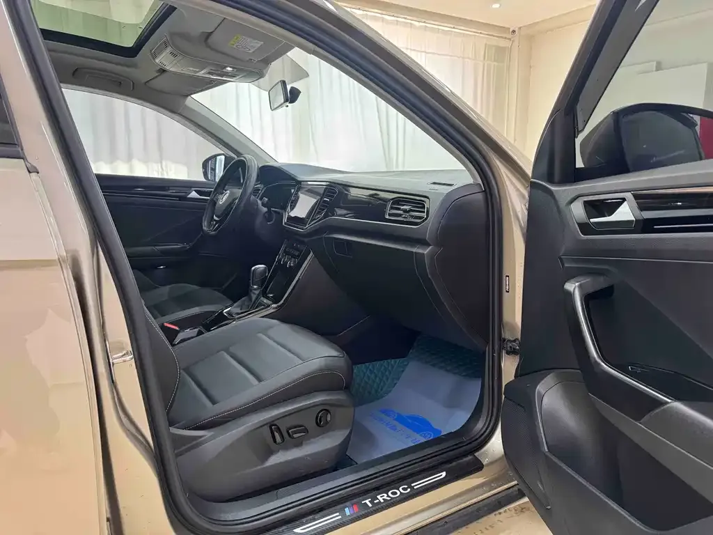 Volkswagen T-Roc 2022 из CN, фото 5