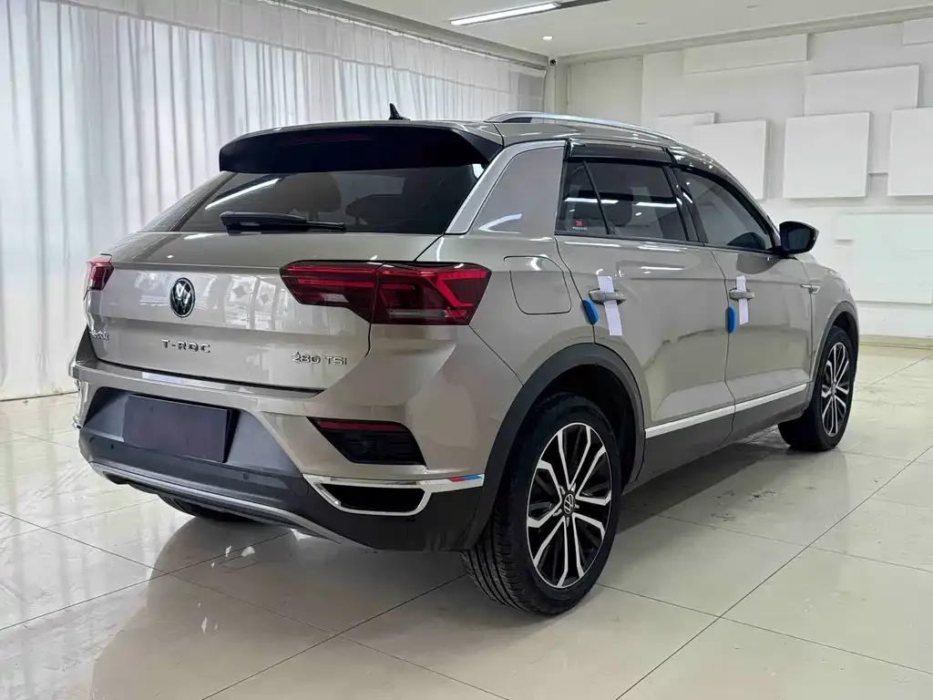 Volkswagen T-Roc 2022 из CN, фото 4