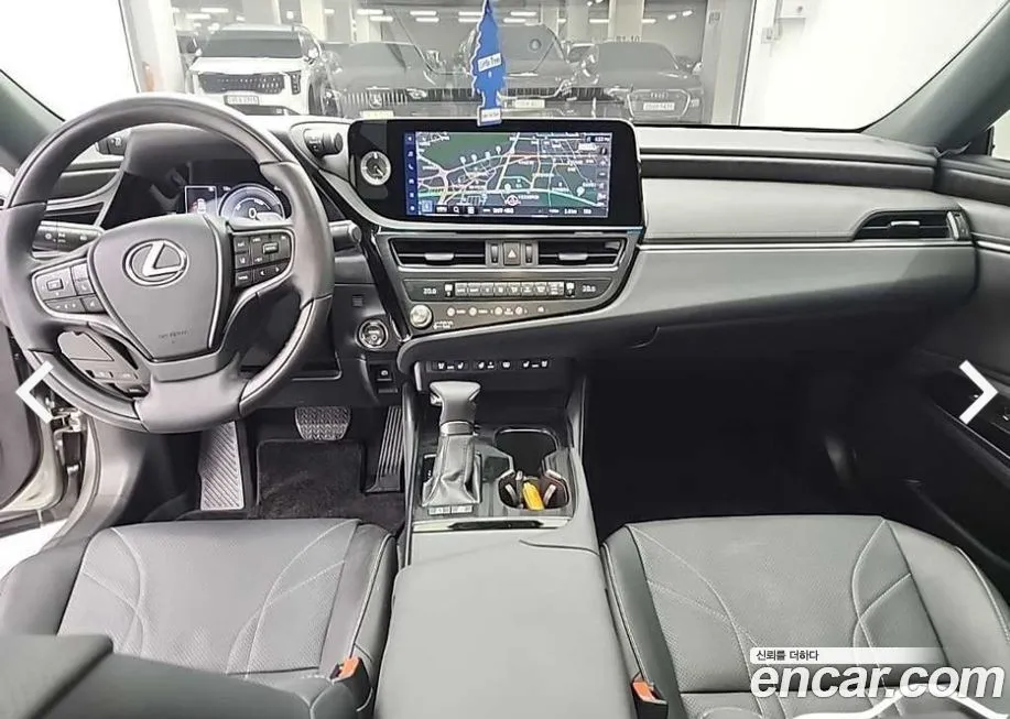 Lexus ES 2025 из KR, фото 9