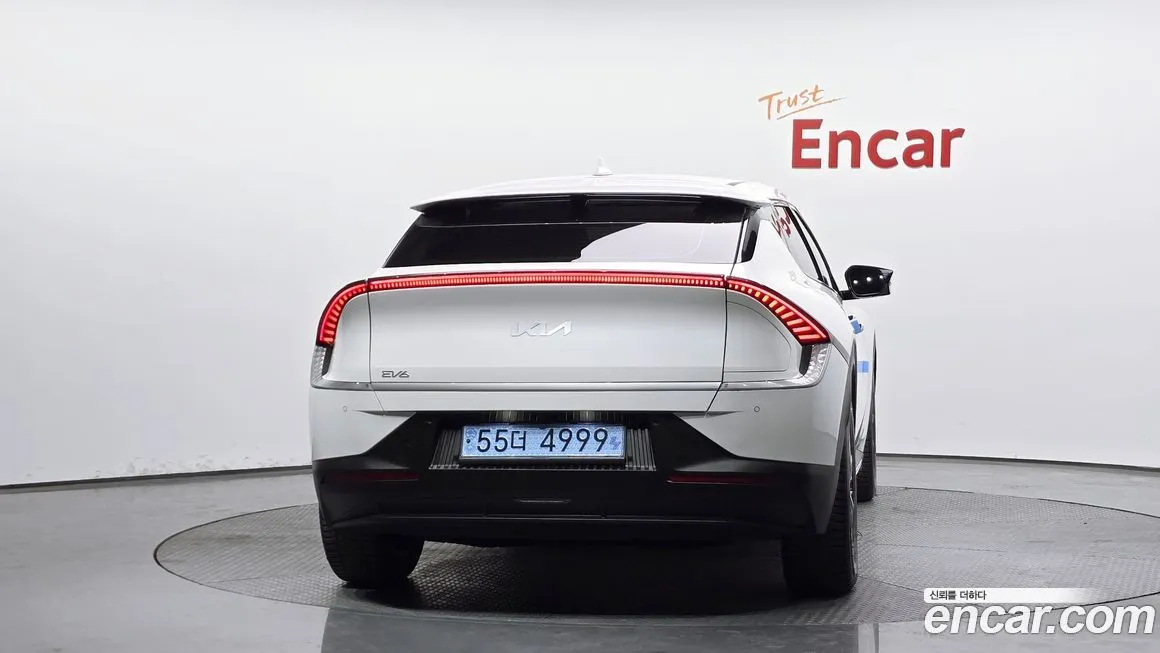 Kia EV6 2023 из KR, фото 3