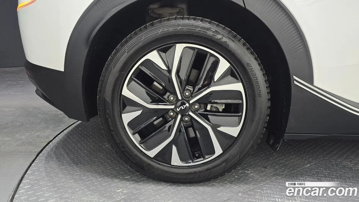 Kia EV6 2023 из KR, фото 8
