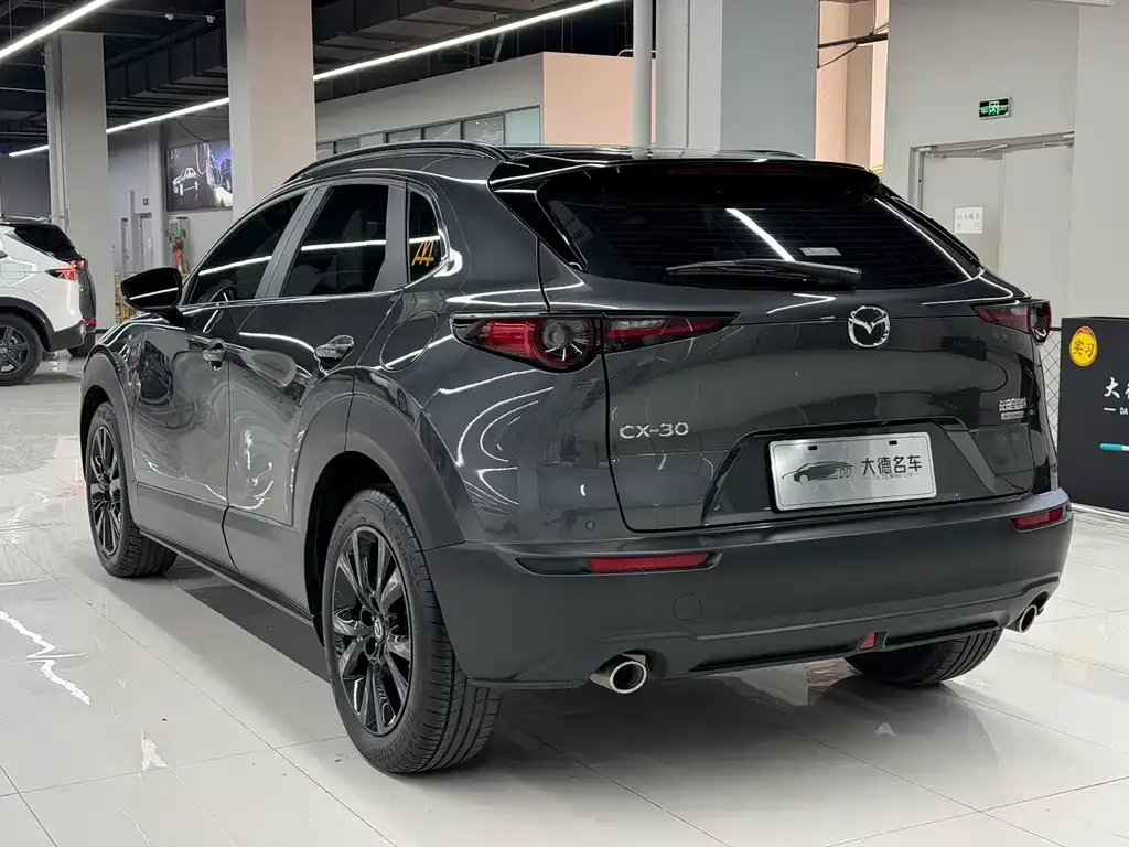 Mazda CX-30 2022 из CN, фото 5