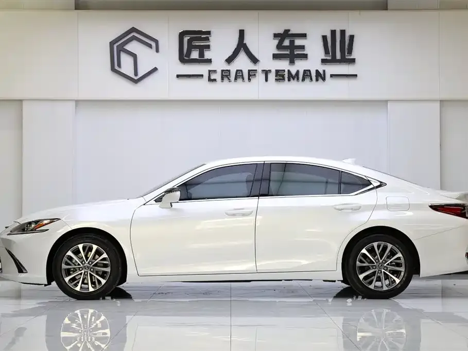 Lexus ES 2023 из CN, фото 2