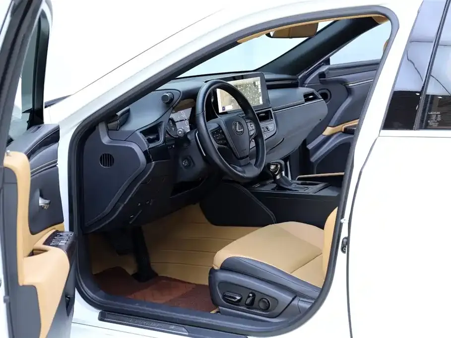 Lexus ES 2023 из CN, фото 8