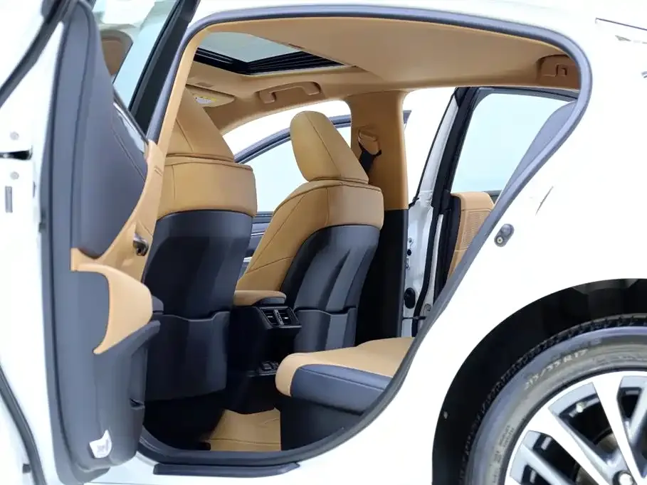 Lexus ES 2023 из CN, фото 5
