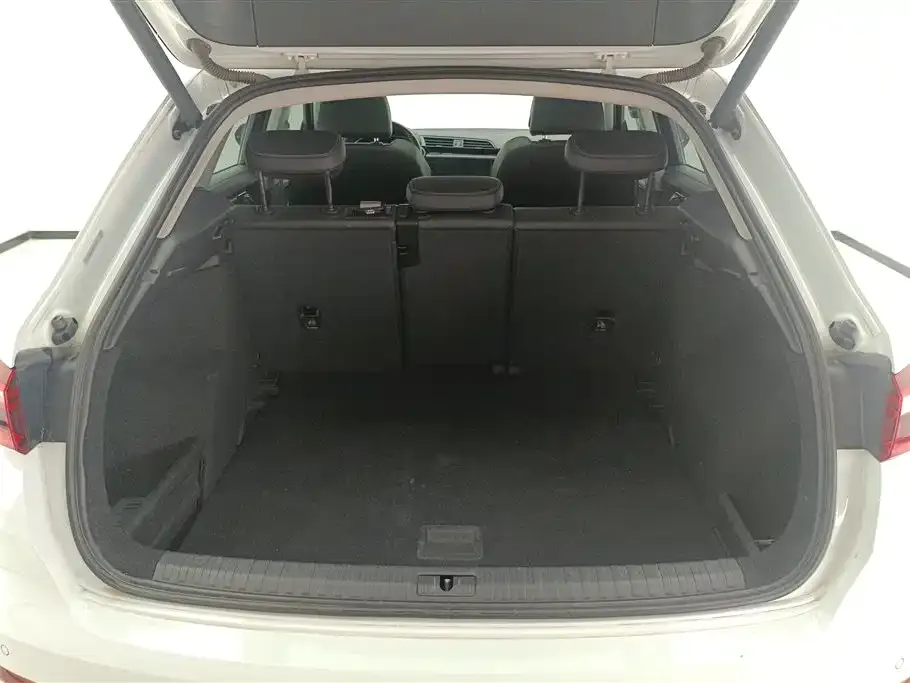 Audi Q3 2021 из CN, фото 8
