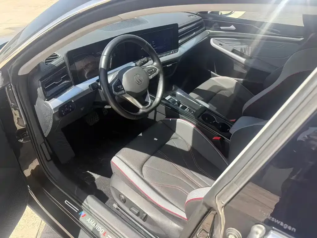 Volkswagen Lamando 2023 из CN, фото 8