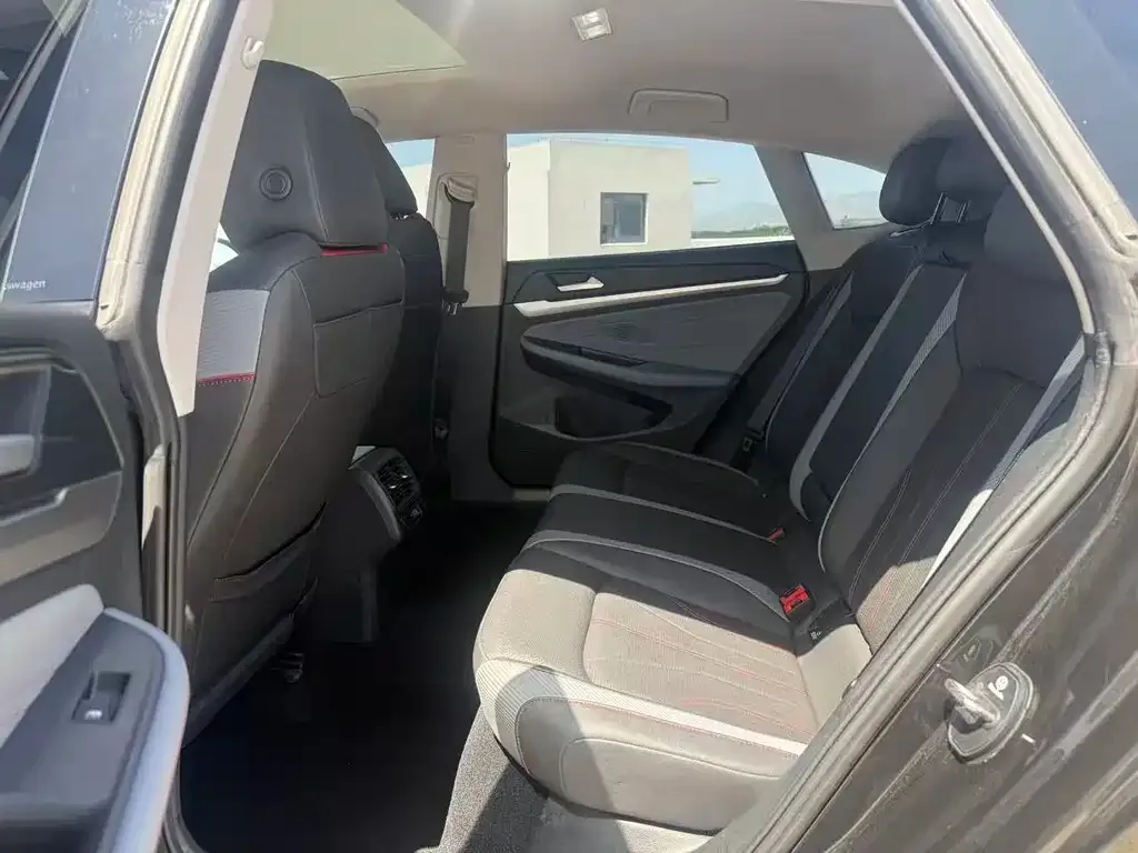 Volkswagen Lamando 2023 из CN, фото 9