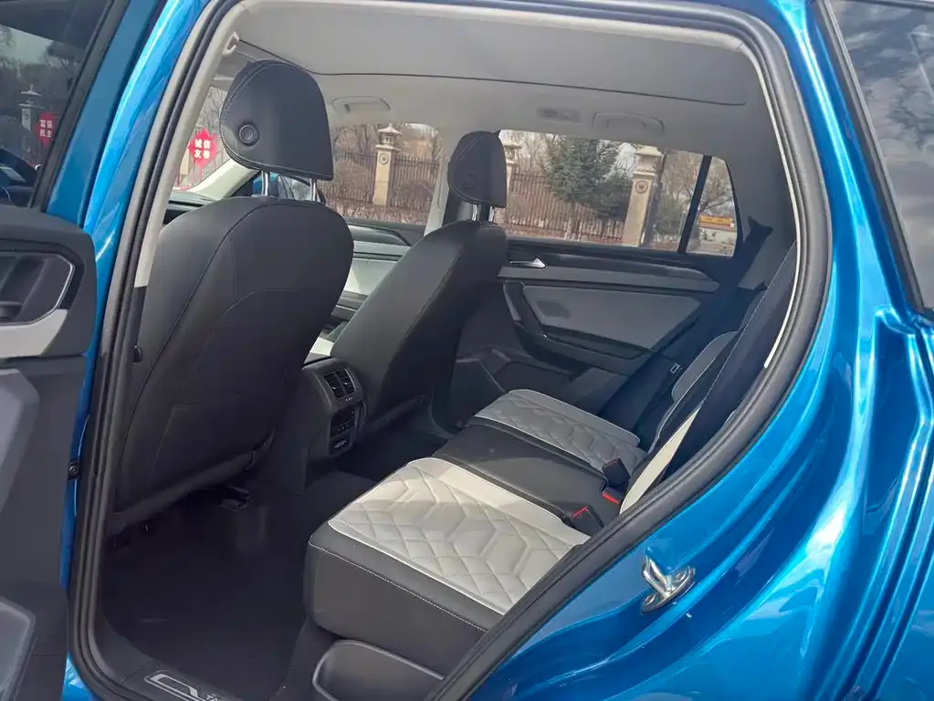 Volkswagen Tayron 2022 из CN, фото 9
