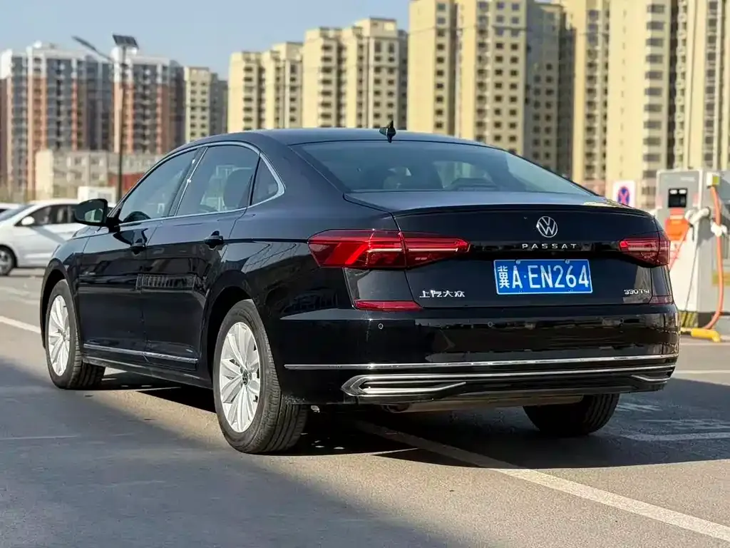 Volkswagen Passat 2021 из CN, фото 8