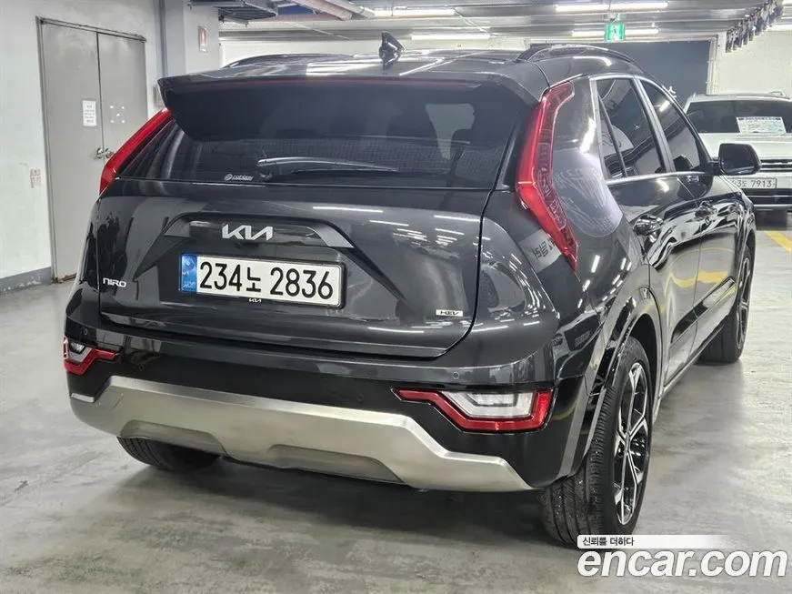Kia Niro — фото 8