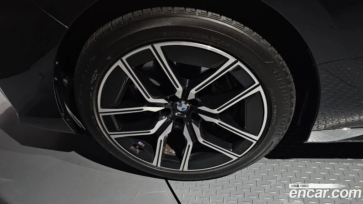 BMW 7-Series 2024 из KR, фото 3