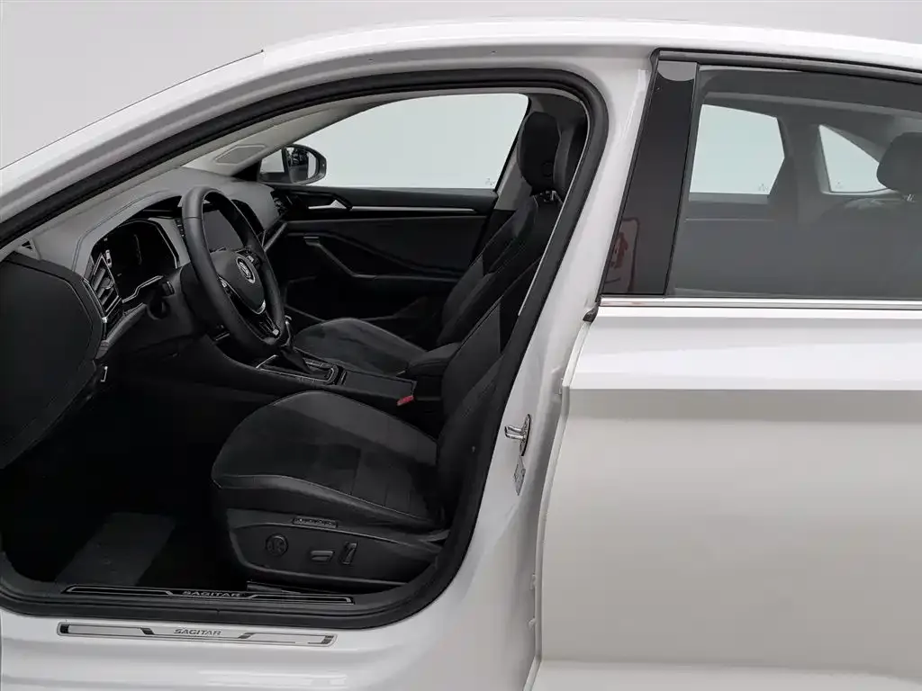 Volkswagen Sagitar 2021 из CN, фото 5