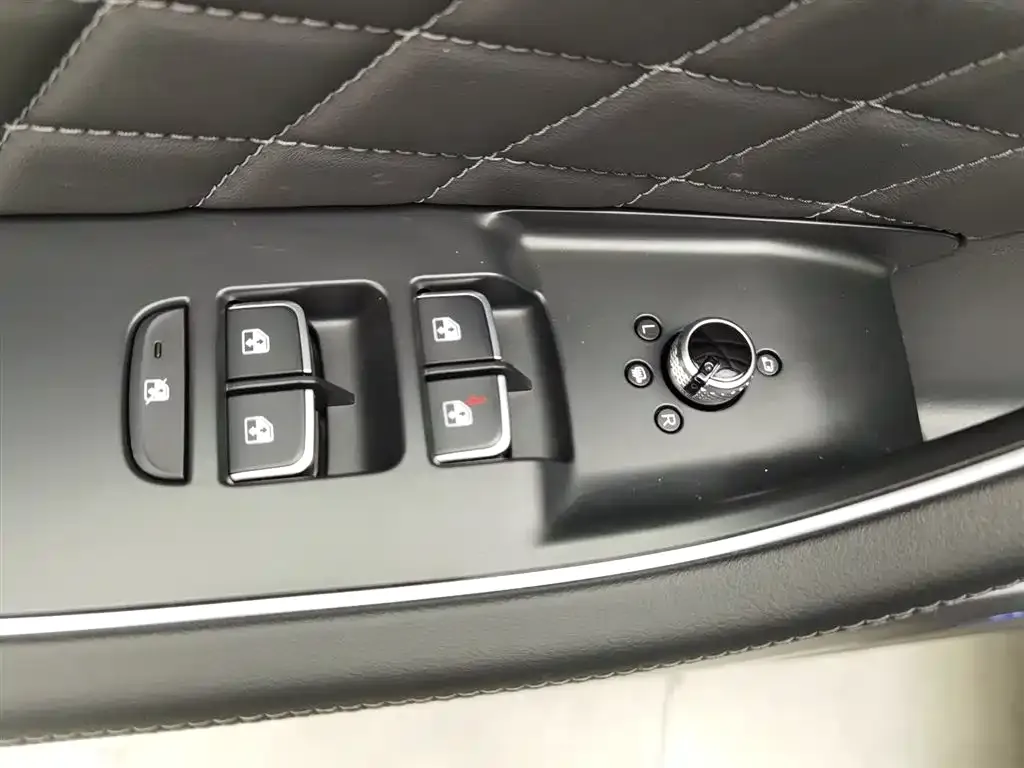 Hongqi HS5 2021 из CN, фото 9