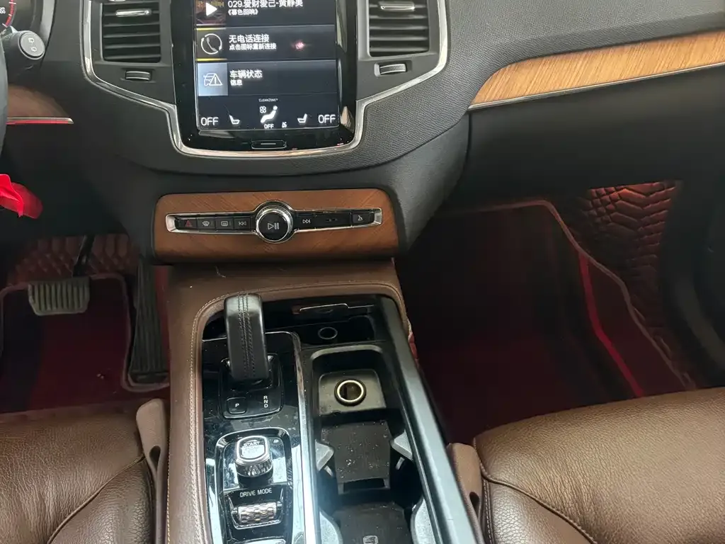 Volvo XC90 2021 из CN, фото 7