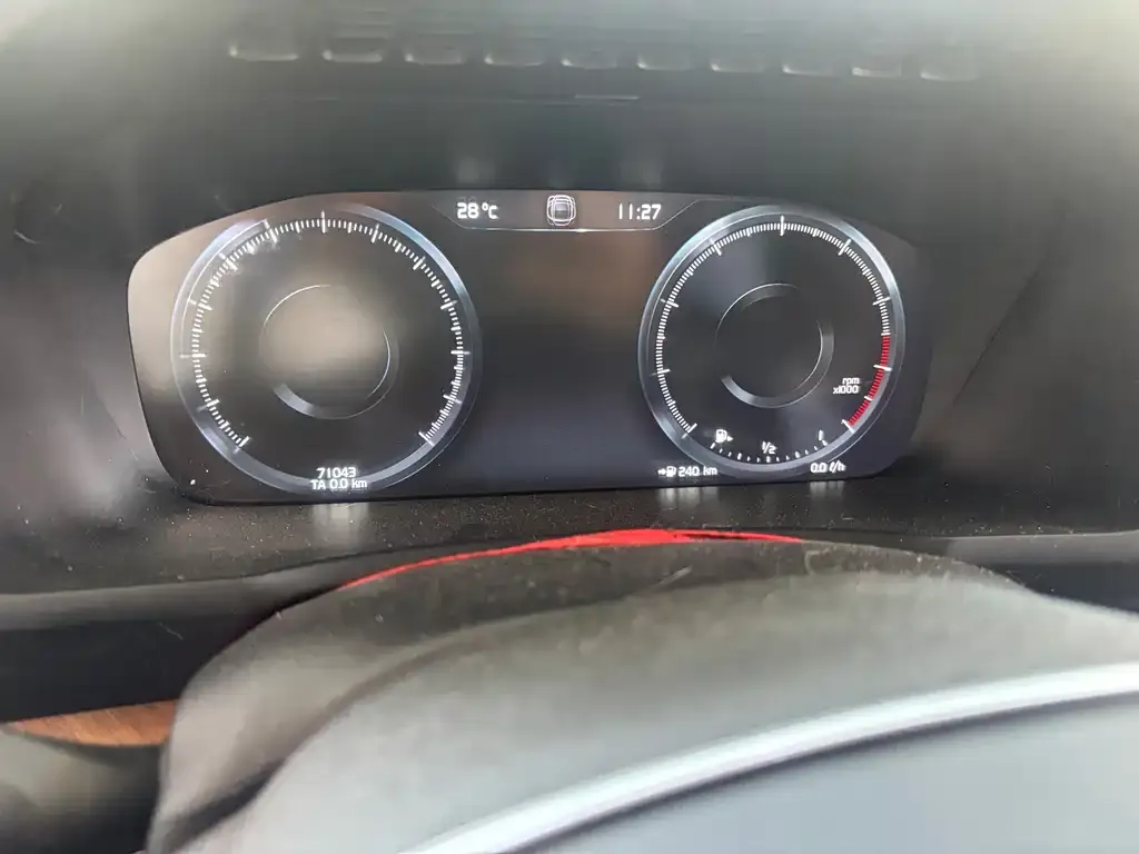 Volvo XC90 2021 из CN, фото 10