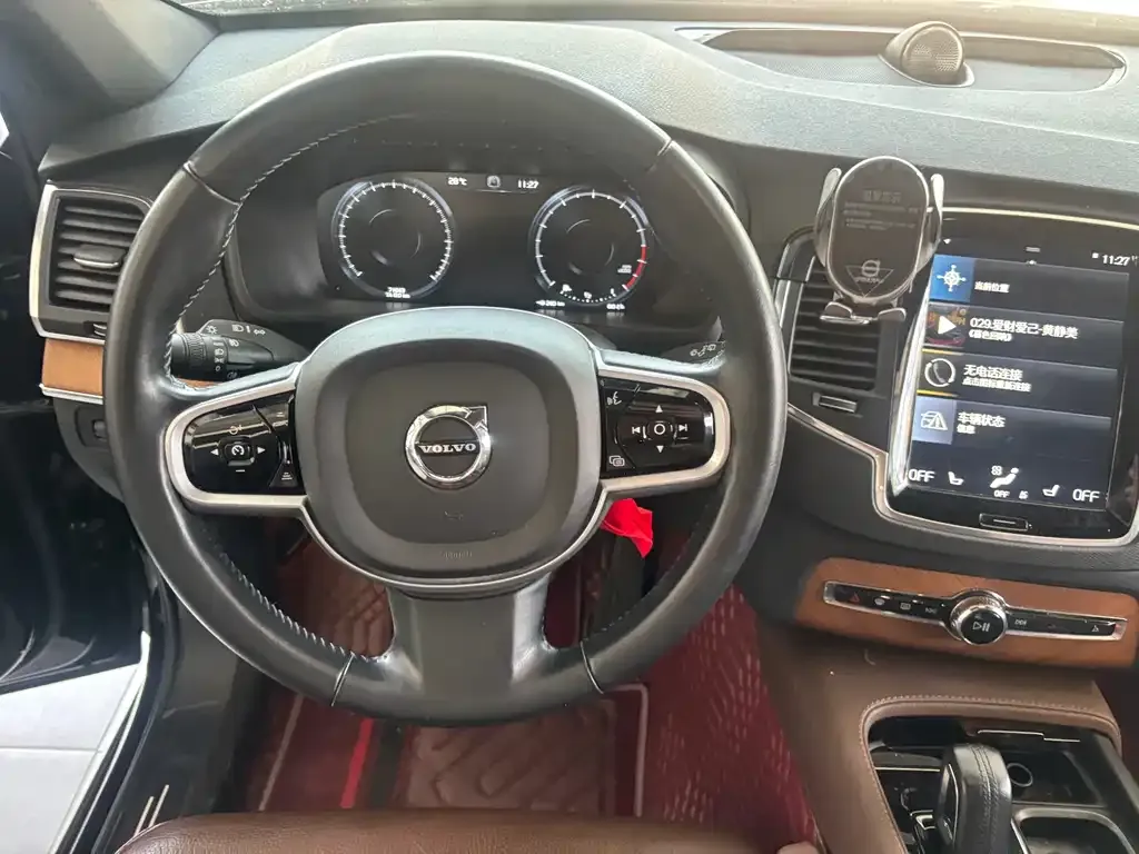 Volvo XC90 2021 из CN, фото 8