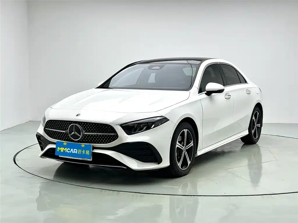 Mercedes-Benz A-Class 2023 из CN, фото 1