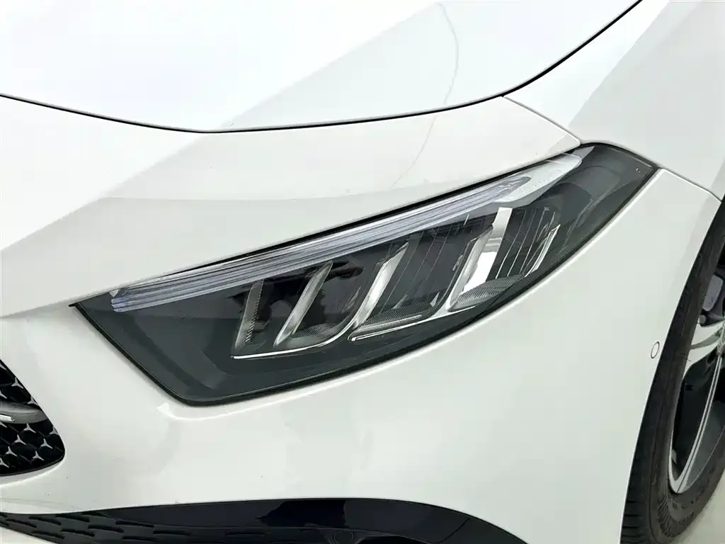Mercedes-Benz A-Class 2023 из CN, фото 6