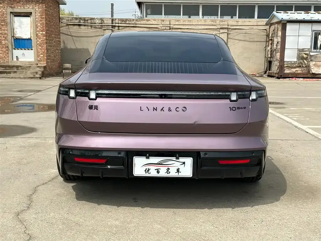 Lynk & Co 10 EM-P 2025 из CN, фото 6