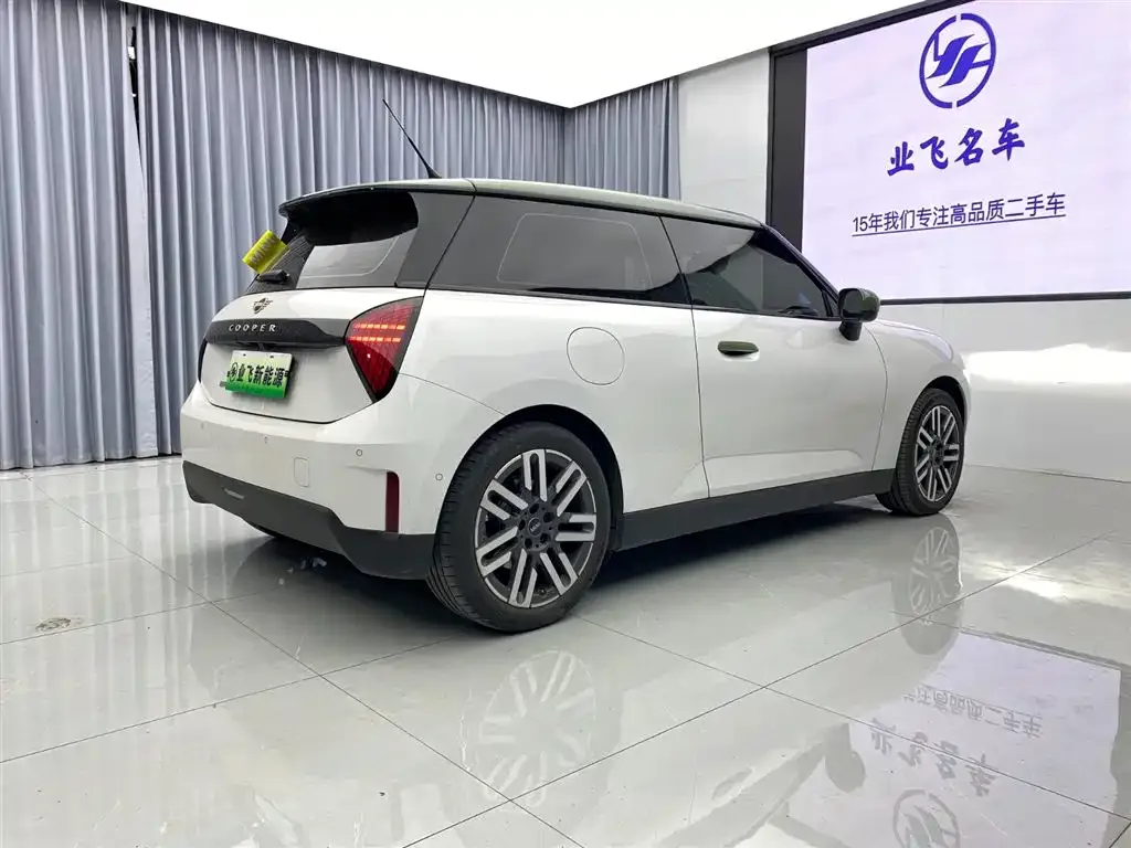 MINI Cooper EV 2025 из CN, фото 2