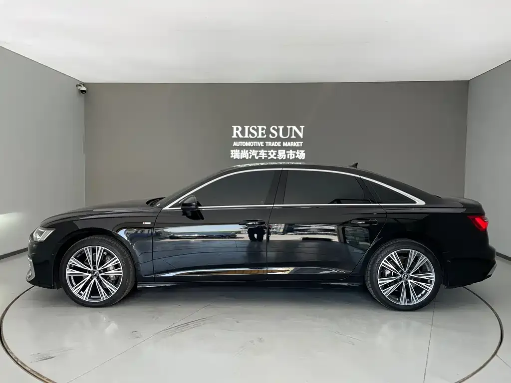 Audi A6L 2025 из CN, фото 10