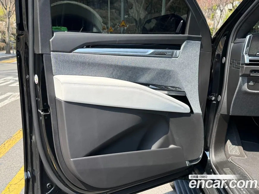 Cadillac Escalade 2025 из KR, фото 6