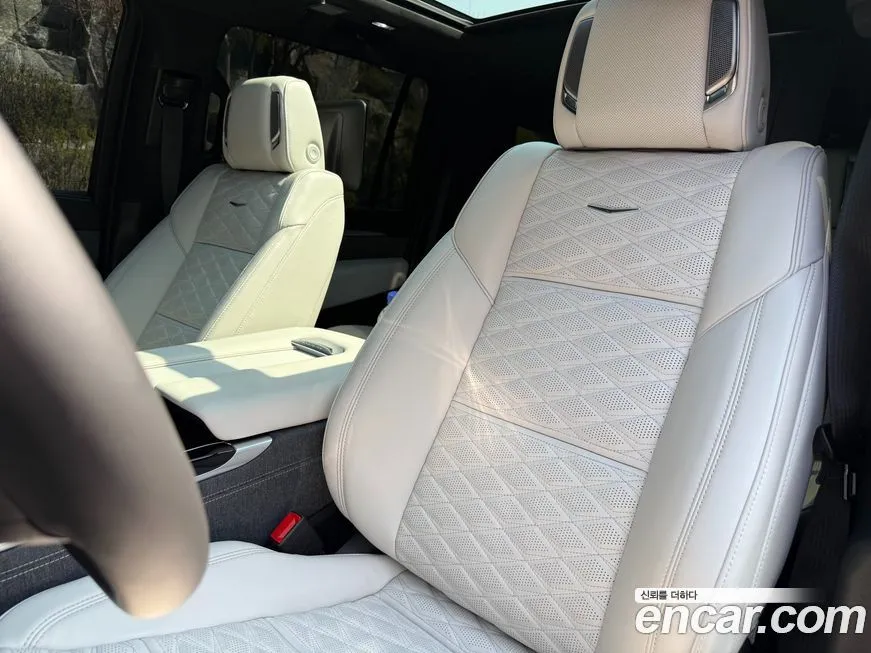 Cadillac Escalade 2025 из KR, фото 3