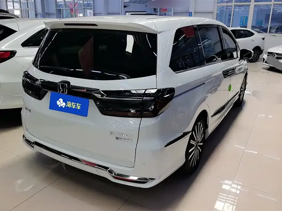 Honda Elysion 2022 из CN, фото 4